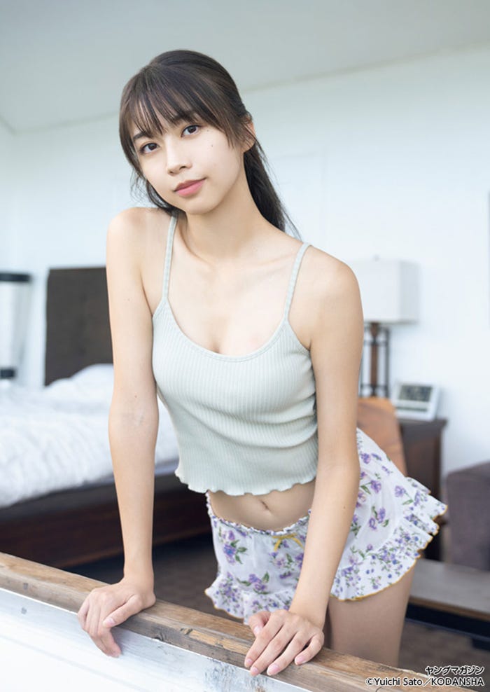 牧野真莉愛(C)佐藤佑一/講談社