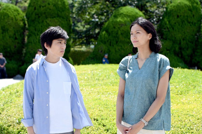 古館佑太郎、榮倉奈々/「この世界の片隅に」第5話より(C)TBS