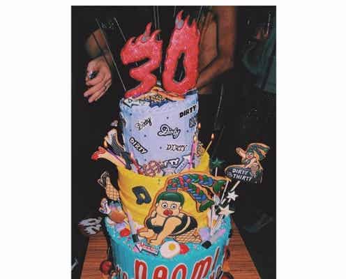 渡辺直美、30歳バースデー “ド迫力3段カラフルケーキ”に注目集まる