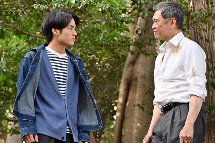 赤楚衛二、杉本哲太「ペンディングトレイン―8時23分、明日 君と」第4話より(C)TBS