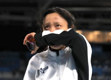 「胸を張ってほしいです」解説の高木菜那さんも涙「悔しいと思います。本当に悔しいと思います」妹美帆が本命1500mで無念のメダルならず 言葉詰まらせねぎらう「カッコイイ美帆の姿をみせてもらいました」