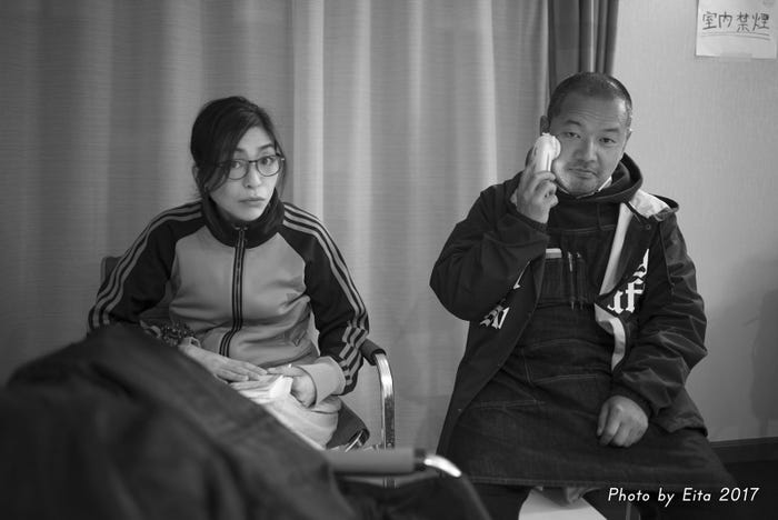 内田慈、大根仁監督/撮影:瑛太(画像提供:TBS)