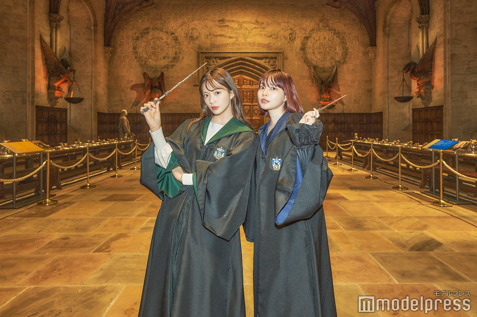 （左から）藤田みりあ、山崎江莉（C）モデルプレス