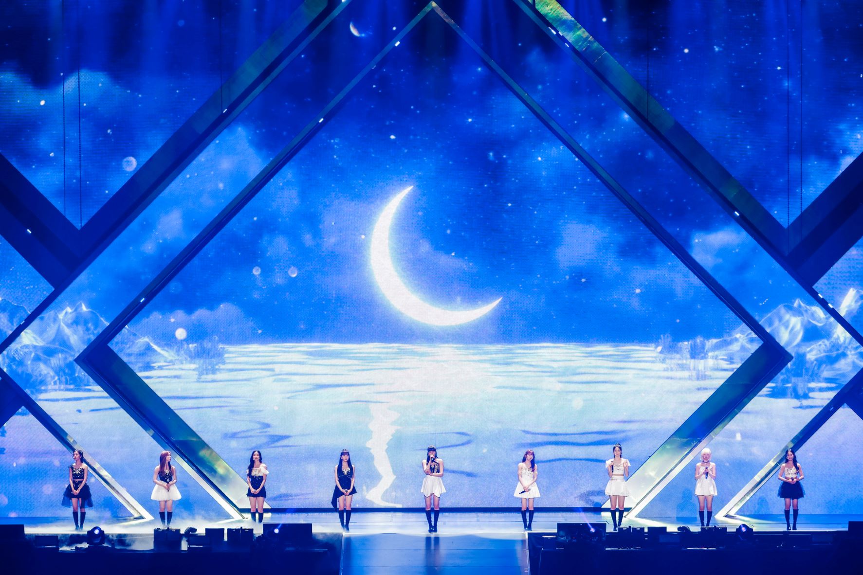 NiziU／撮影：田中聖太郎写真事務所（提供写真）