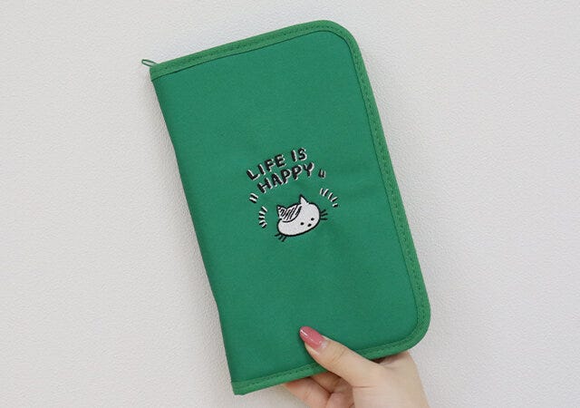 おづまりこ監修 多機能ポーチ ムック本 ムック 付録 人気 おすすめ オススメ 宝島社 宝島 レビュー 便利 優秀 当たり 最高 2023 おづまりこ 多機能ポーチ マルチポーチ マルチケース 多機能ケース 可愛い かわいい カワイイ