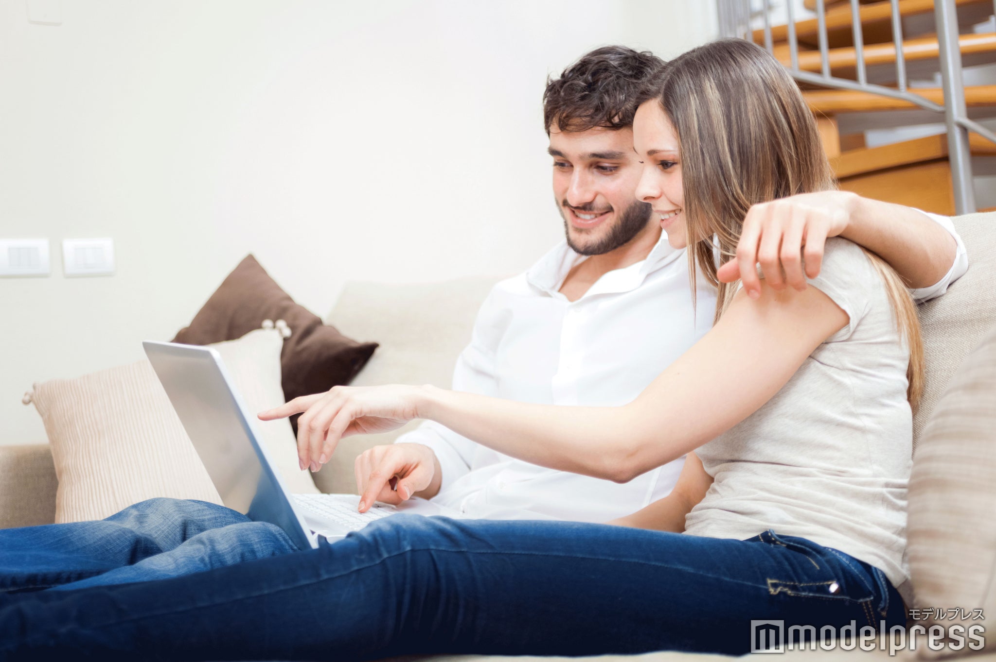 甘い生活を妄想している女性は多い（photo-by-Minerva-Studio／Fotolia）