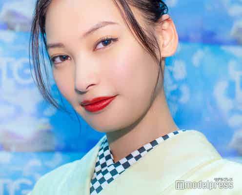 大政絢、注目ファッション&スタイルキープの秘訣を語る 話題のドラマで共演の岡田将生を絶賛<モデルプレスインタビュー>