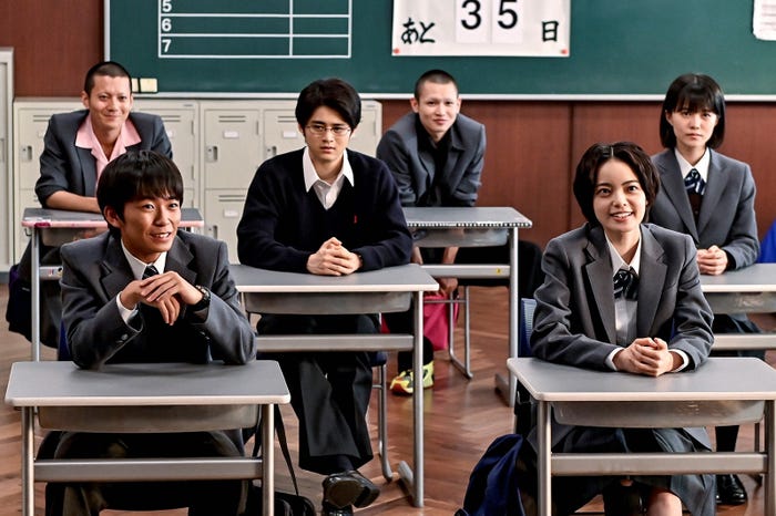 西山潤、鈴鹿央士、加藤清史郎、平手友梨奈、志田彩良、西垣匠「ドラゴン桜」第9話より(C)TBS