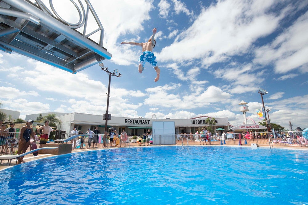 ダイビングプール／画像提供：よみうりランド