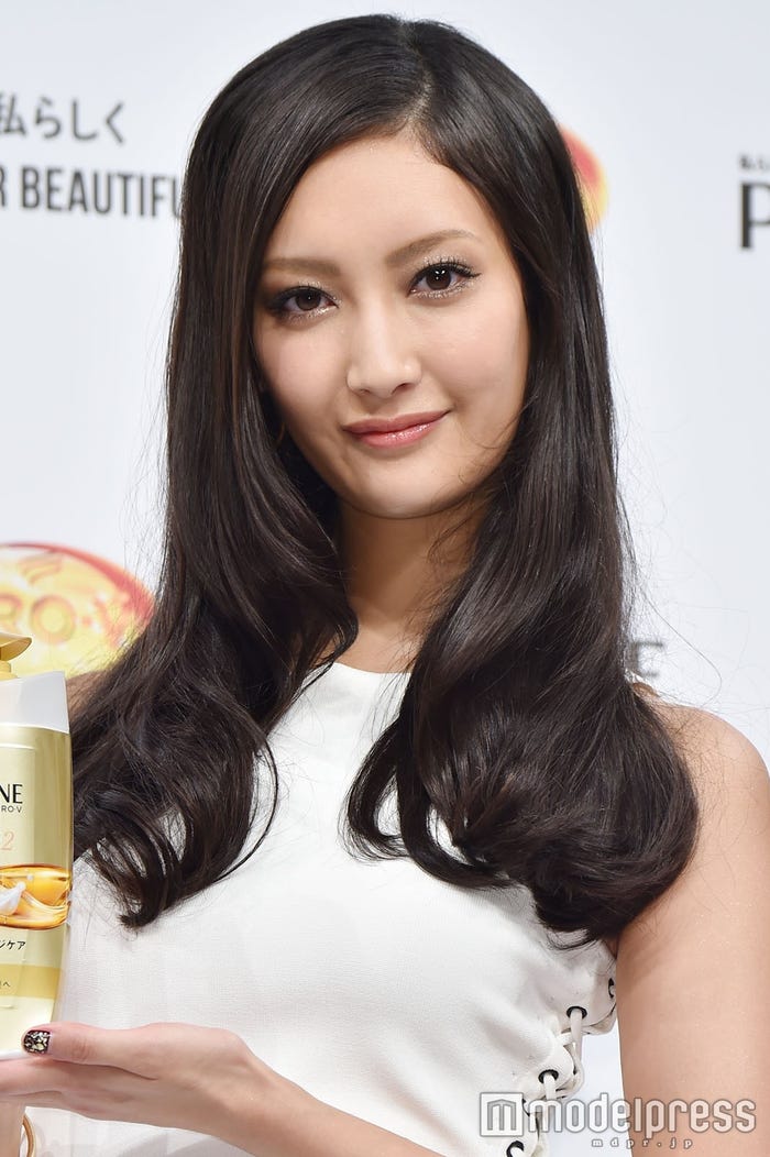 菜々緒 (C)モデルプレス