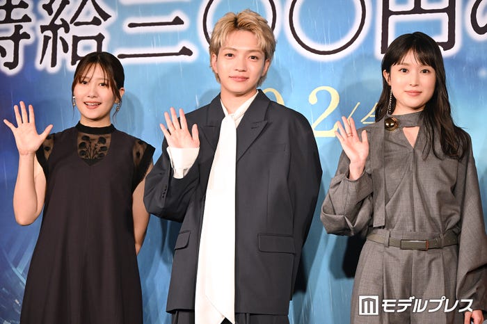 酒井麻衣監督、西畑大吾、福本莉子(C)モデルプレス