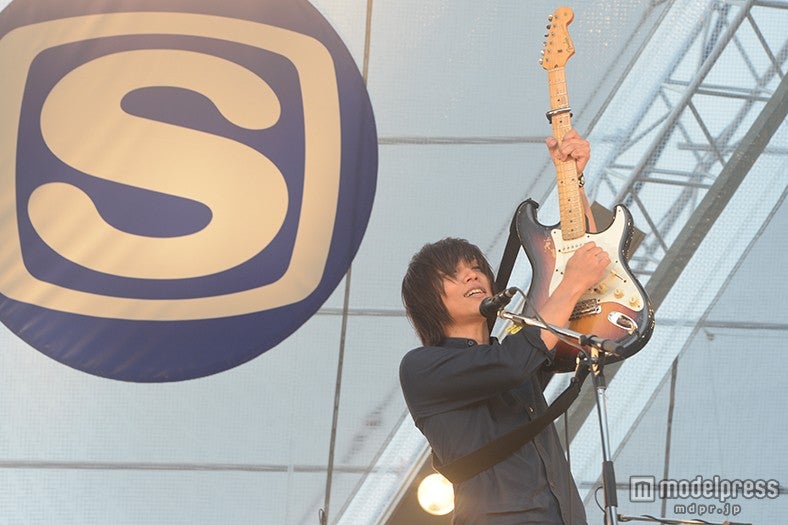 内澤崇仁（androp）／（C）SWEET LOVE SHOWER 2015