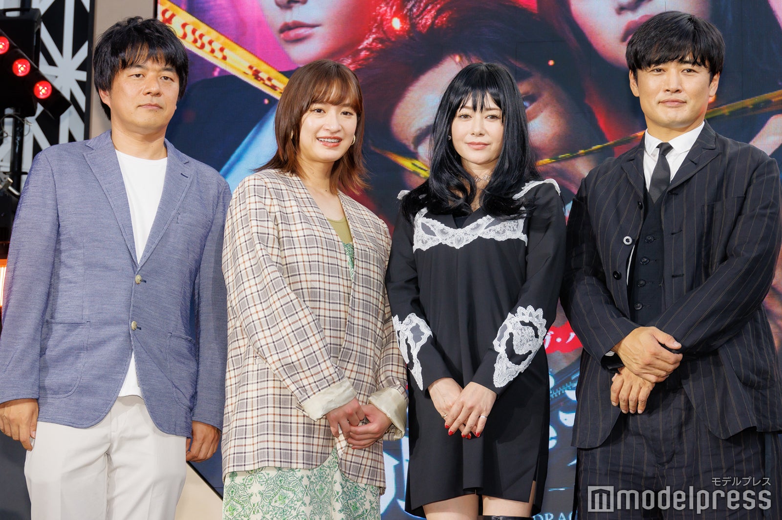 （左から）橋本和明氏、門脇麦、真木よう子、劇団ひとり（C）モデルプレス