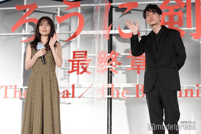 有村架純、佐藤健 (C)モデルプレス