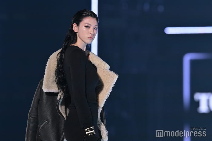 三吉彩花(C)モデルプレス