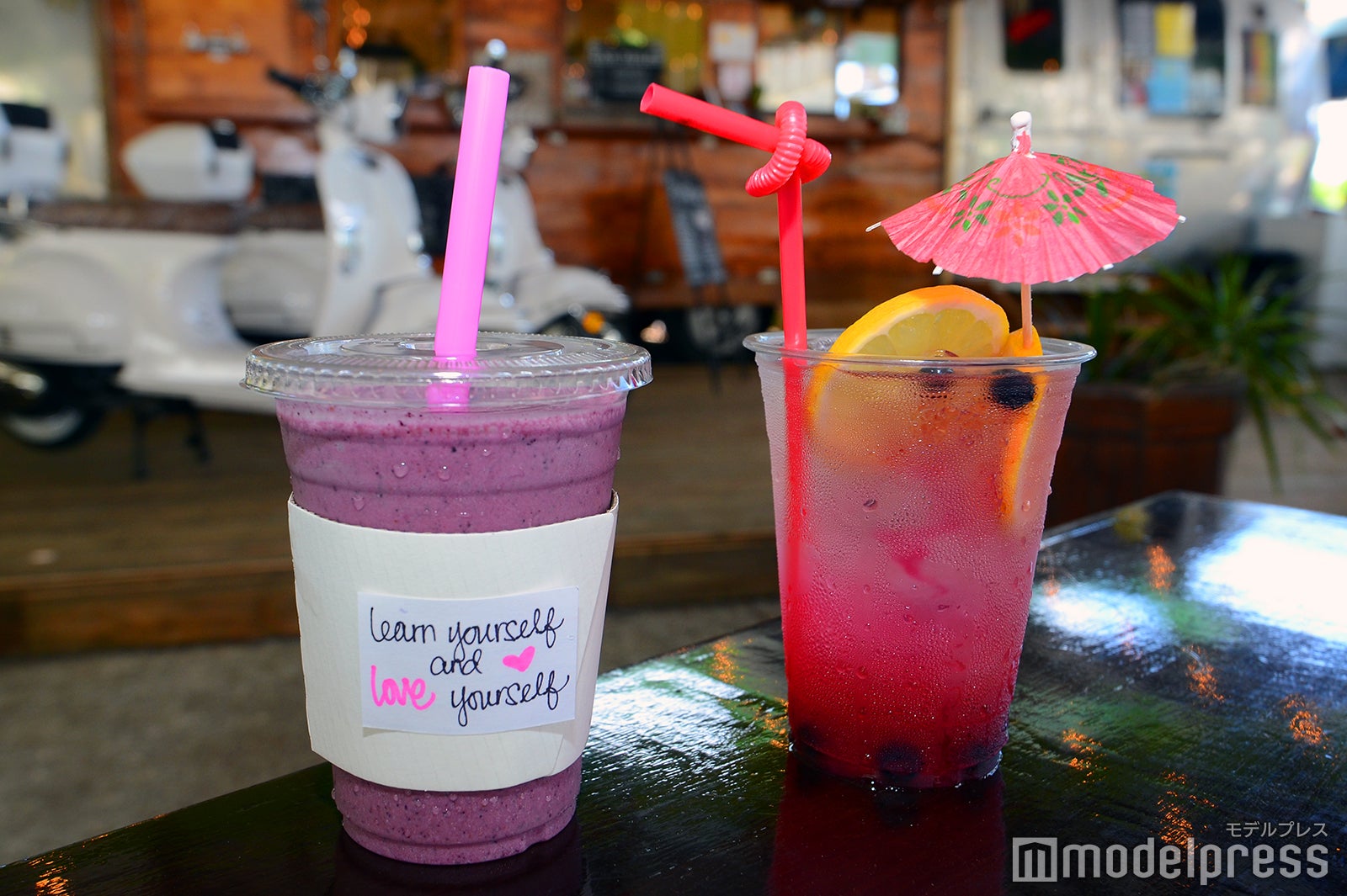 エアストリームカフェ（C）モデルプレス