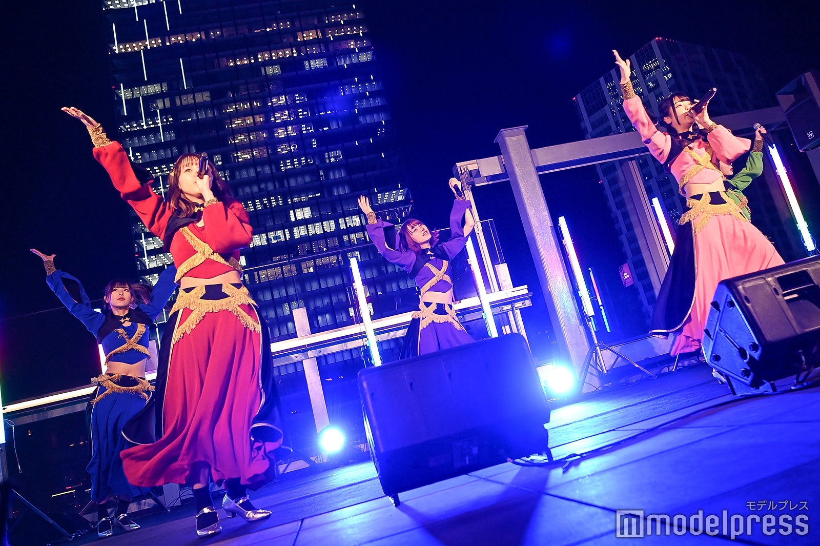 豆柴の大群（C）モデルプレス