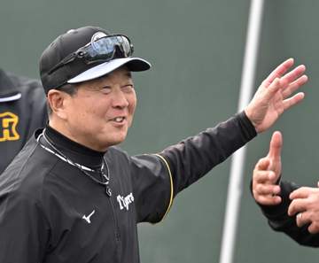 まるで「井戸の茶碗」 よく分からんまま…阪神・平田2軍監督「全面協力」のもと落語作家の番記者コラム始まります【若虎界隈】