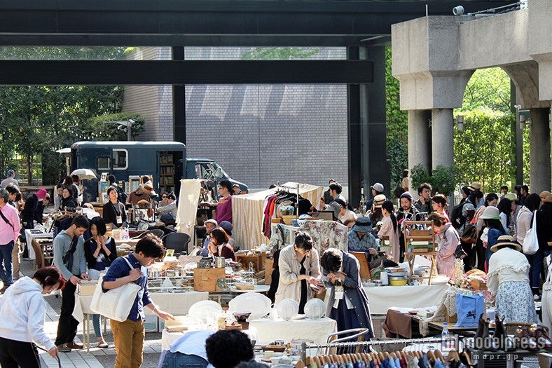 「赤坂蚤の市 in ARK HILLS」過去開催時の様子