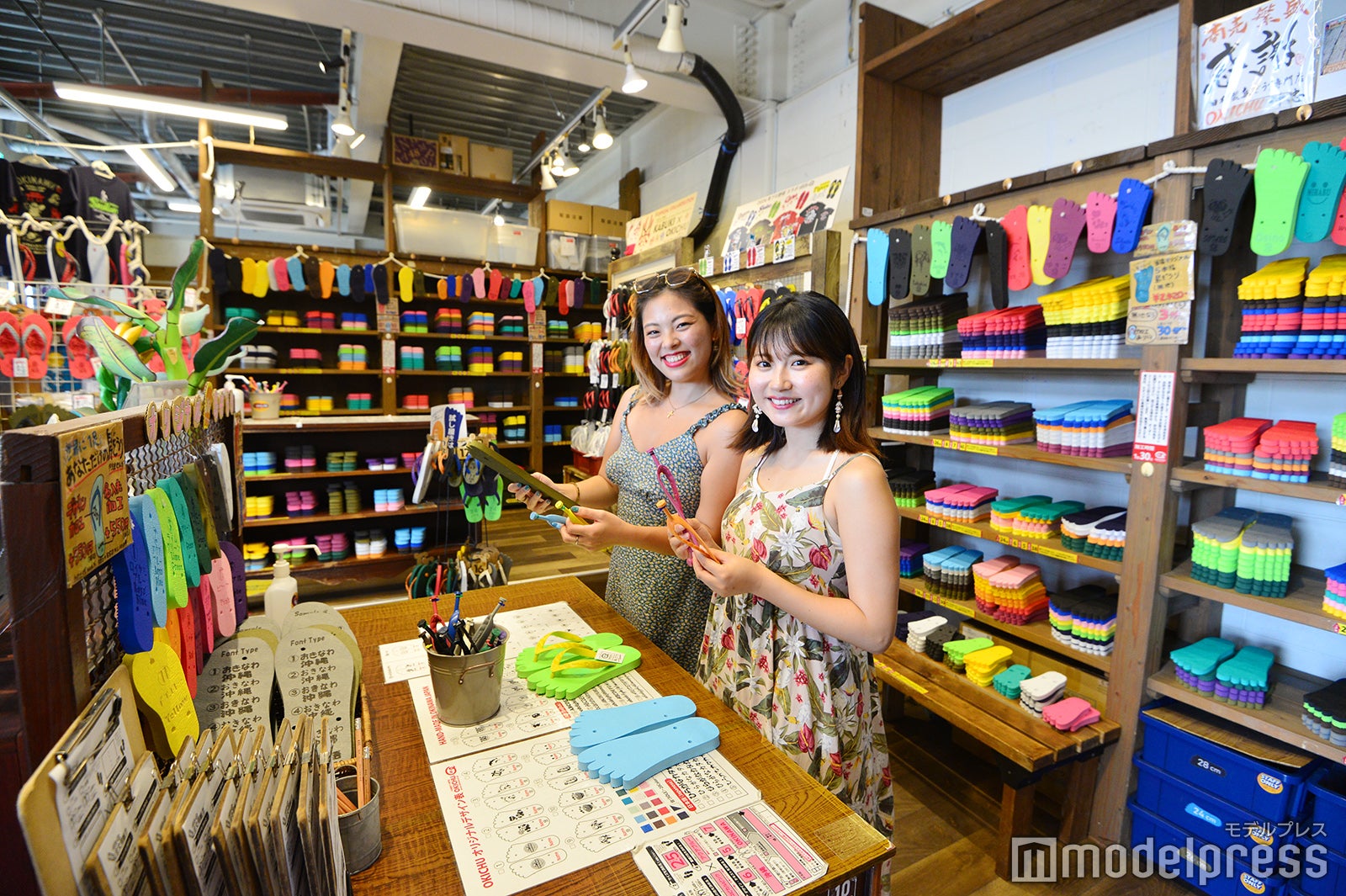 日本製島ぞうり専門店 OKICHU／沖忠（C）モデルプレス