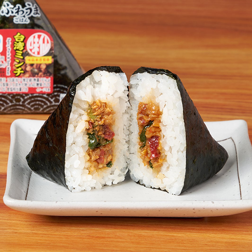 「味仙本店監修 手巻 台湾ミンチ」税込235円（提供画像）