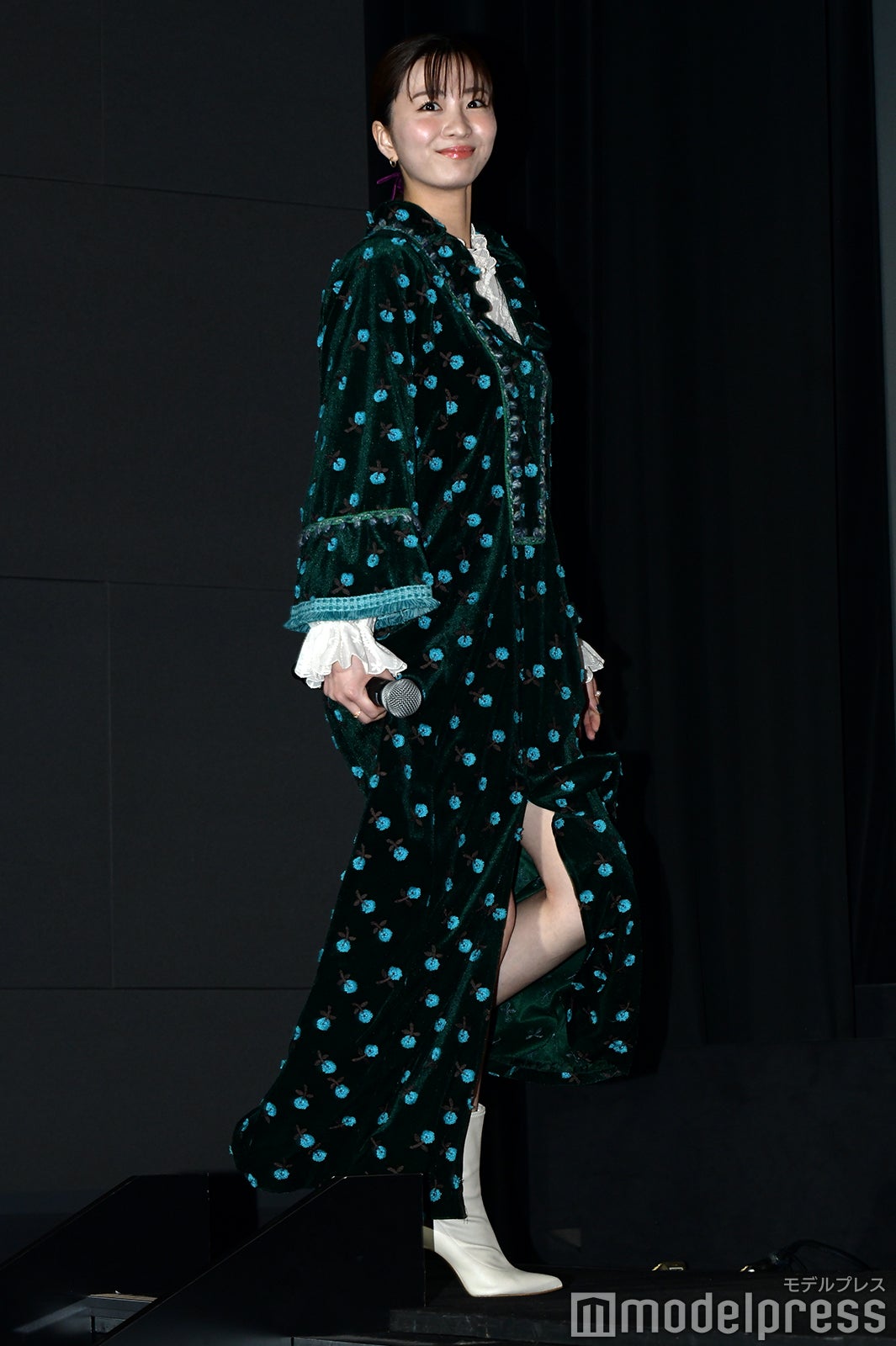 岡崎紗絵（C）モデルプレス