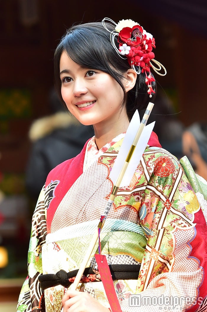新成人の乃木坂46生田絵梨花 抱負を明かす 公式お兄ちゃん も感慨 大きくなった モデルプレス 新成人の乃木坂46生田絵梨花 抱負を明かす 公式お兄ちゃん も感慨 大きくなった モデルプレス