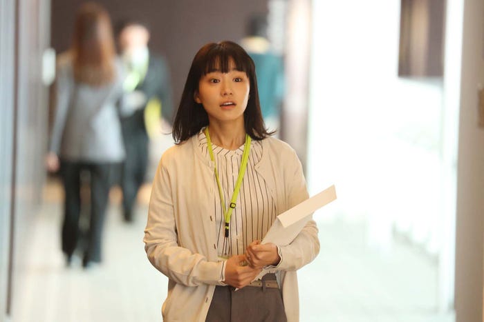 奈緒「あなたがしてくれなくても」第3話より(C)フジテレビ