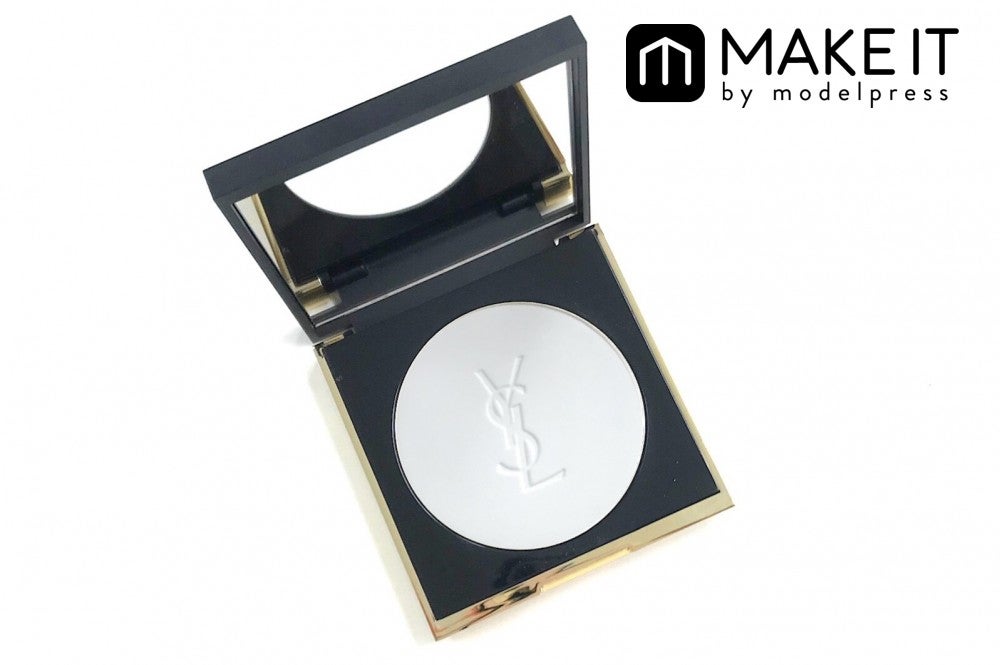 【フェイスパウダー部門1位】YSL／アンクル ド ポー オール アワーズ セッティングパウダー／全4色 (C)メイクイット