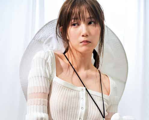 本田翼、美デコルテ&ウエストちらり 透明感を体現