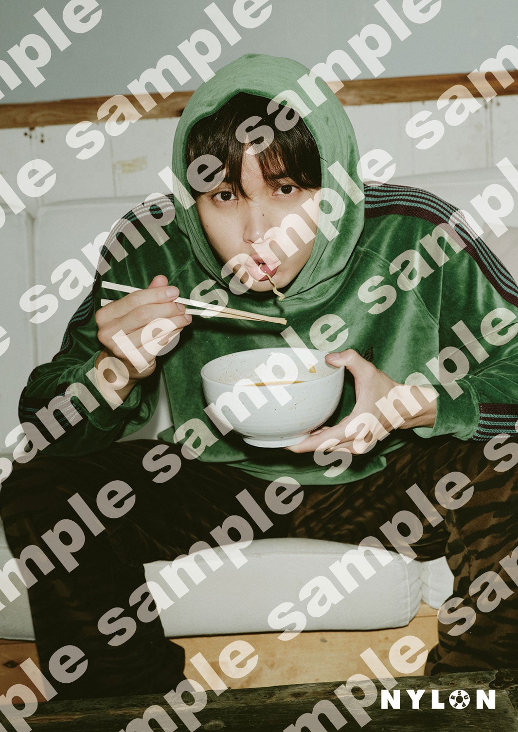 磯村勇斗／「HAYATO ISOMURA NYLON SUPER vol.6」Amzon購入特典（C）NYLON SUPER