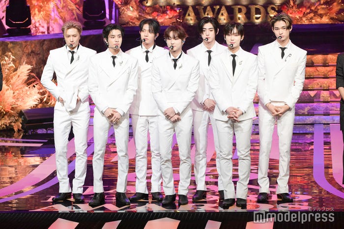 ENHYPEN/(左から)JAY(ジェイ)、JAKE(ジェイク)、HEESEUNG(ヒスン)、JUNGWON(ジョンウォン)、SUNGHOON(ソンフン)、SUNOO(ソヌ)、NI-KI(ニキ)(C)モデルプレス