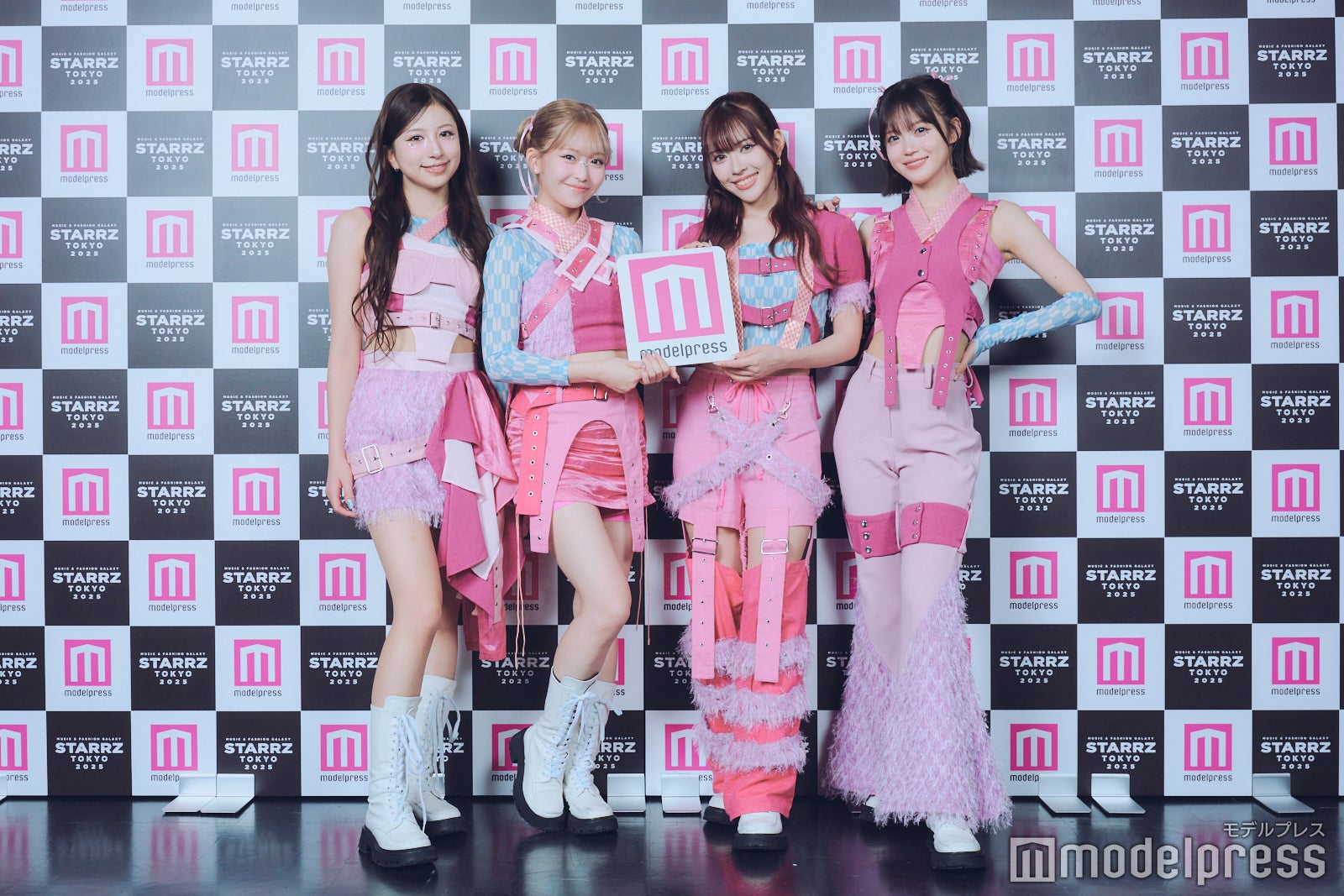 ＠onefive／GUMI（グミ）、MOMO（モモ）、KANO（カノ）、SOYO（ソヨ）（C）モデルプレス