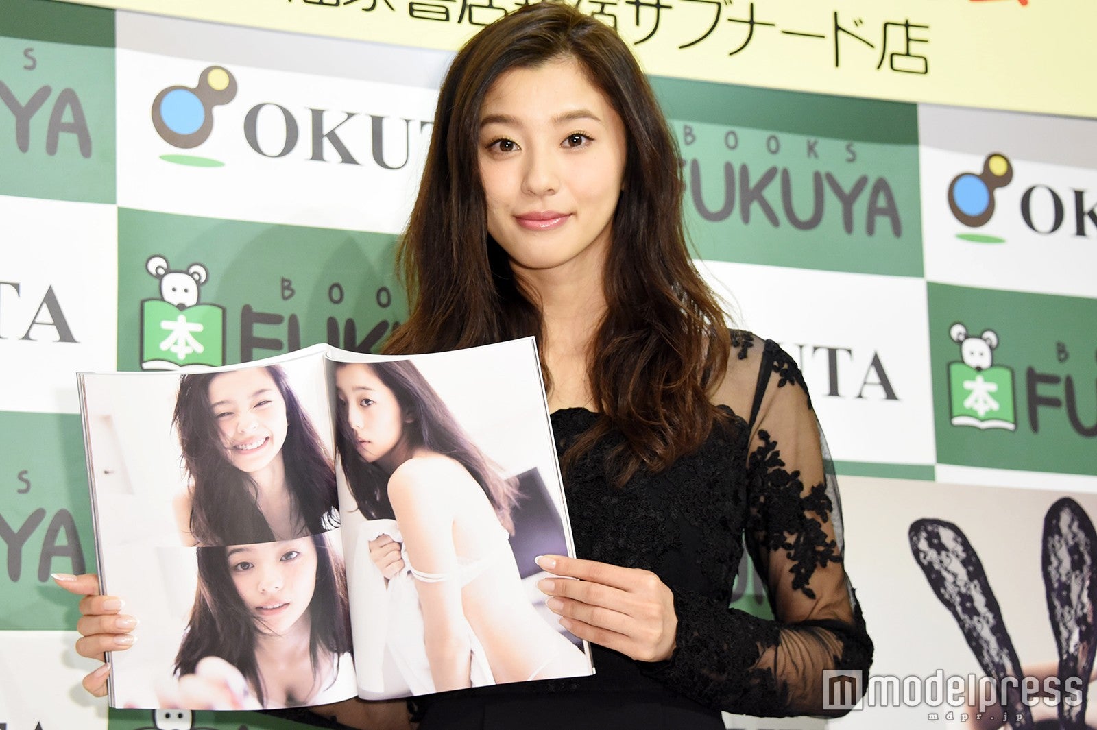 朝比奈彩（C）モデルプレス