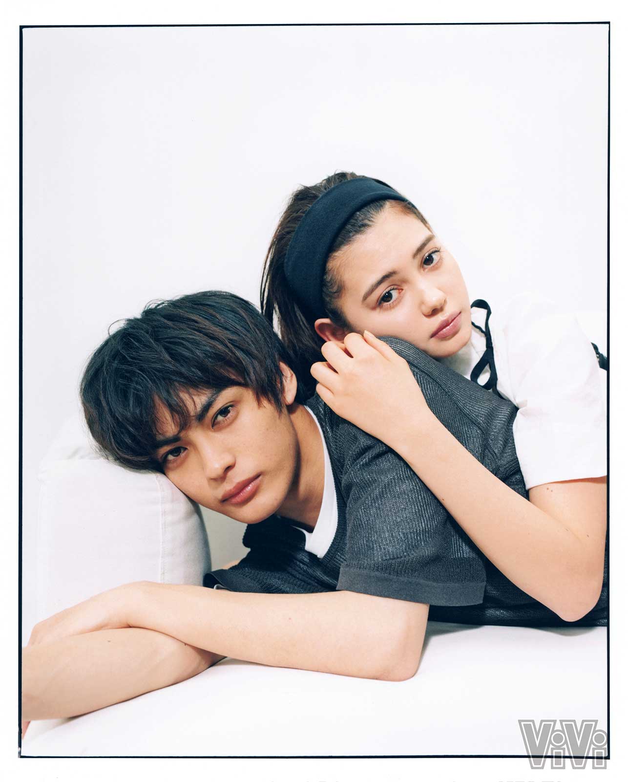 神尾楓珠、愛花（写真提供：講談社）