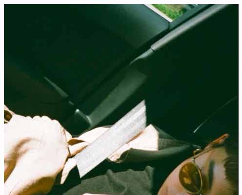 ラブリ、弟・白濱亜嵐に“激似”ショット投稿「亜嵐くんかと思った」の声殺到