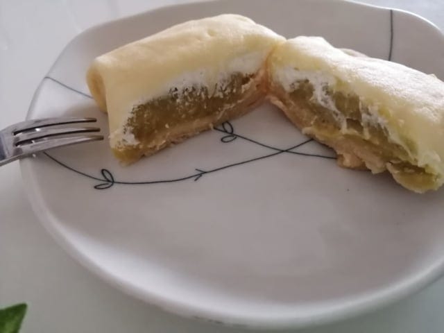 《セブンイレブン》生スイートポテト＆ホイップカットしたところ