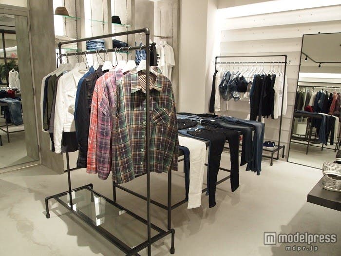 8月29日にニューオープンした「Regalect(リガレクト)」内観