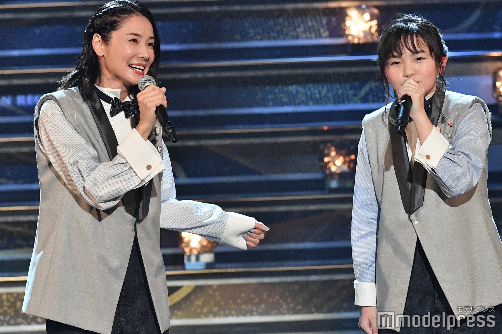 吉田羊＆鈴木梨央（C）モデルプレス