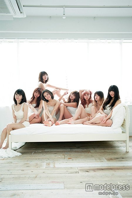 『PASSPO☆の脱皮』（5月23日発売）誌面カット／画像提供：エムオン・エンタテインメント