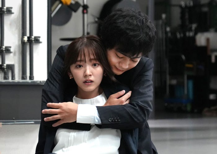 鈴木愛理、渡辺佑太朗「推しが上司になりまして」最終話(C)「推しが上司になりまして」製作委員会