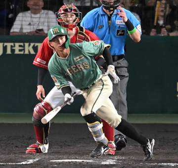 阪神・熊谷 プロ初猛打賞＆4打点 「絶対に打ったろうと」走者一掃の3点二塁打 藤川監督も賛辞