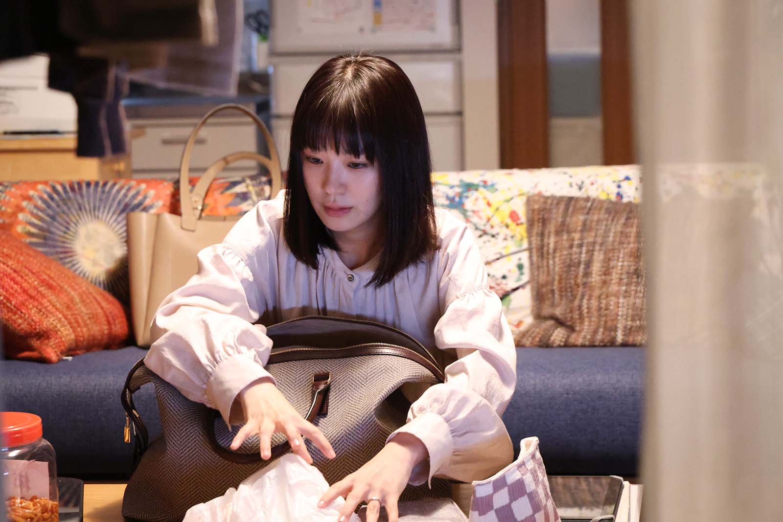 奈緒「あなたがしてくれなくても」第7話より（C）フジテレビ