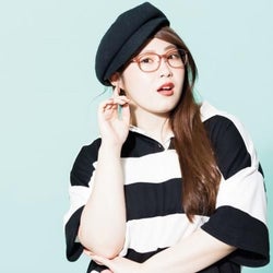 「ジンズ」 ぽっちゃり女子向け雑誌『ラ・ファーファ』との協業シリーズ好調