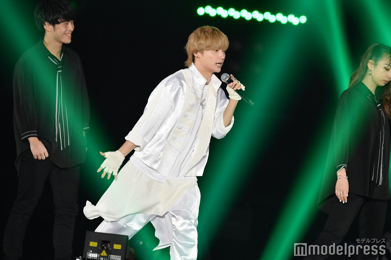 （C）モデルプレス