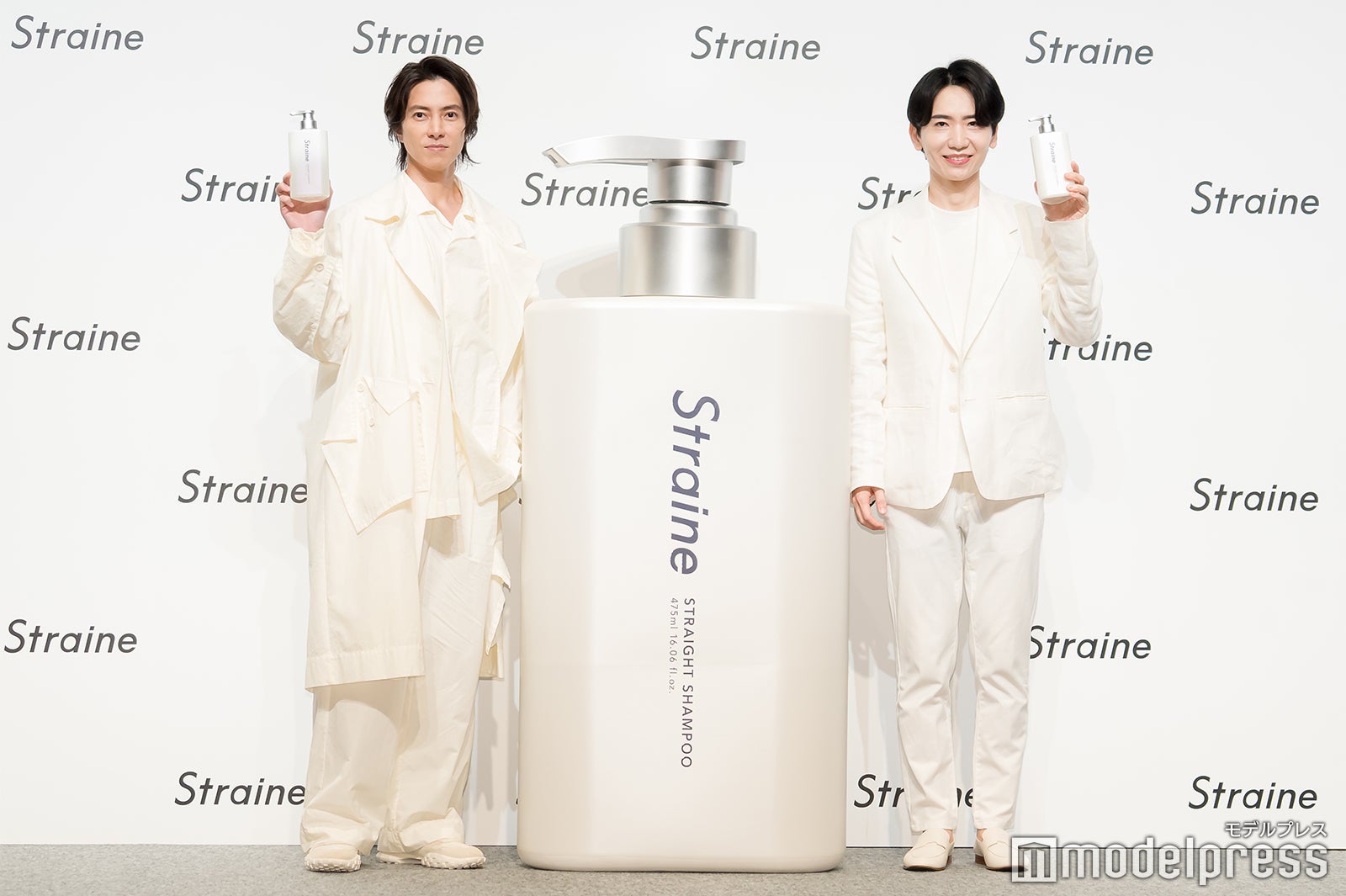 山下智久 - momo、山下智久 パンフ撮影＆海外撮影 オフショット 32枚セット x2 sddefault.jpg