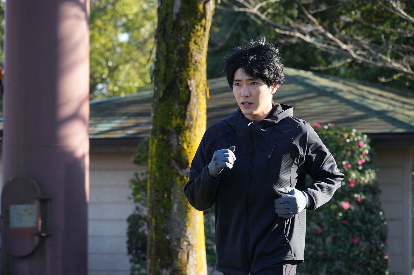 柄本佑／「ドクターホワイト」第1話より（C）カンテレ