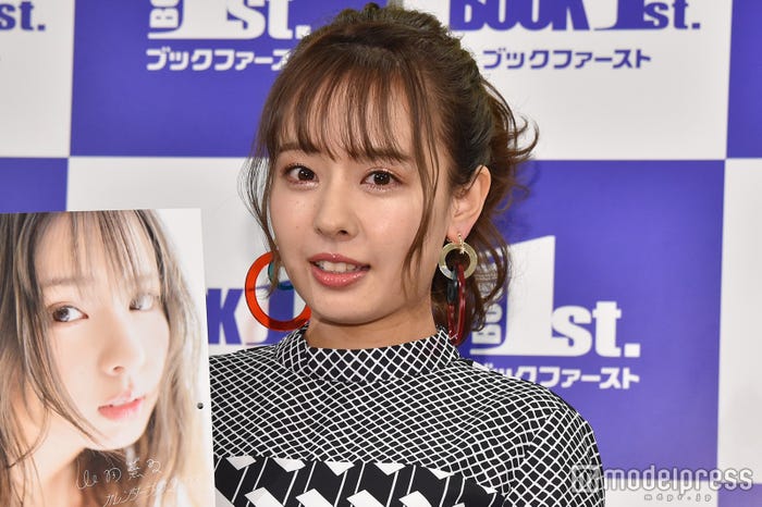 山田菜々 (C)モデルプレス
