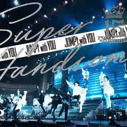 『15th Anniversary SUPER HANDSOME LIVE「JUMP↑ with YOU」』Blu-rayディレクターズカット版初回限定アウターケース（提供写真）