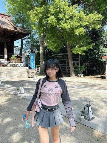 14歳JCインフルエンサー・なな、美脚スラリ私服姿に反響「ビジュ更新しすぎてる」「天使」